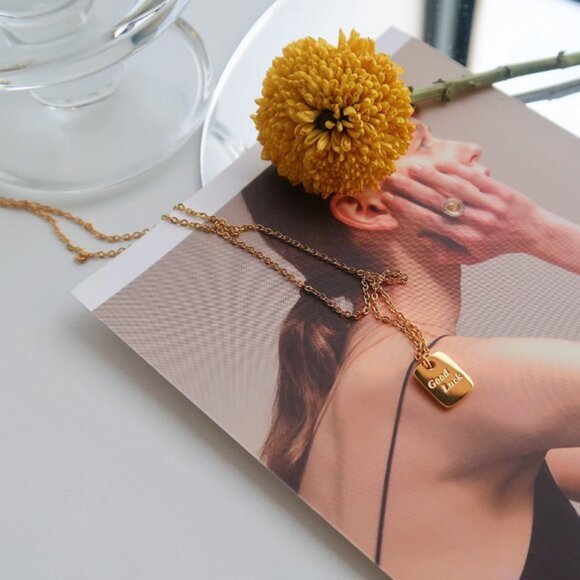 NEW 18K Gold Plated Square Good Luck Pendant Necklace - Picture 5 of 12